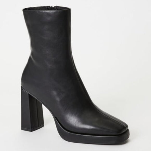 JUSTFAB BOOTIE FAUX LEATHER 3.5" BLOCK HEEL INNER ZIP 8.25"SHAFT TRUE TO SIZE - Picture 2 of 8